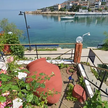 To Pithari Skála Marión