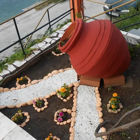 Apartmán To Pithari