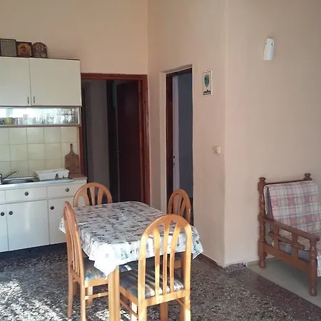 To Pithari Apartmán *