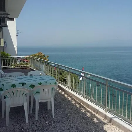 To Pithari Apartmán