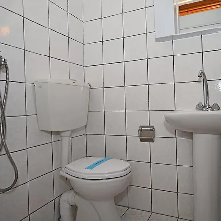 Apartament To Pithari