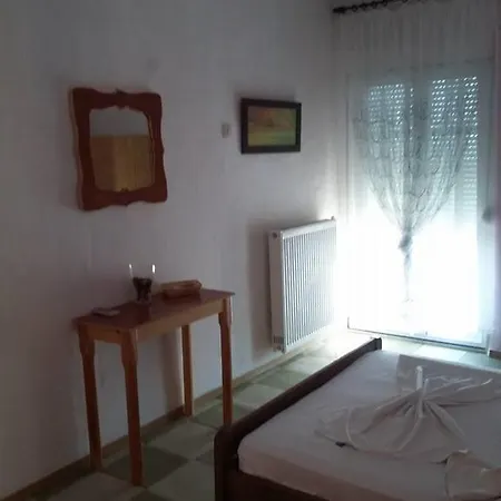 Apartament To Pithari *