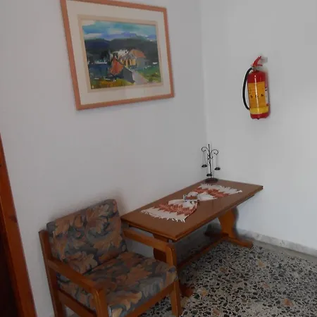 To Pithari Apartament *