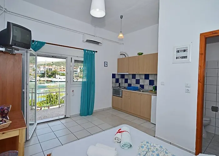 To Pithari Skala Marion