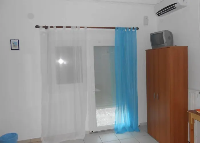 Apartment To Pithari Skala Marion