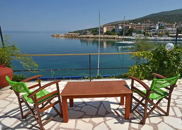 아파트 To Pithari *