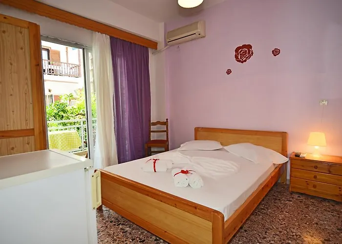 Apartment To Pithari *