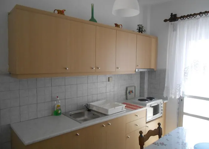 Apartment To Pithari Skala Marion