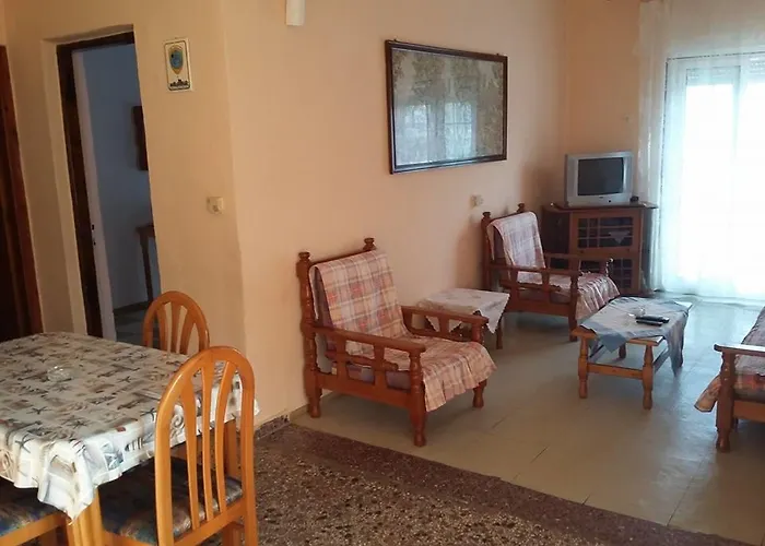 To Pithari * Skála Marión