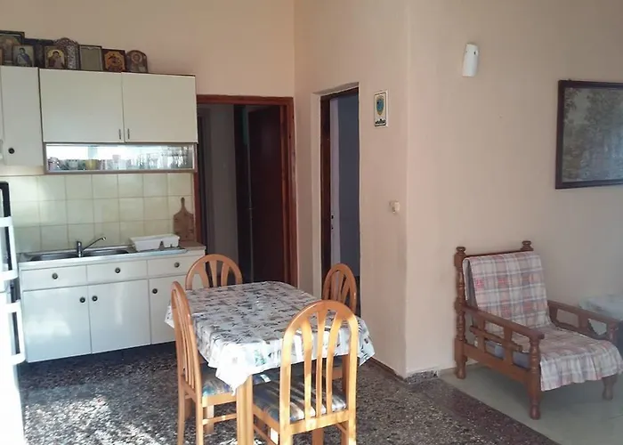 To Pithari Apartment *