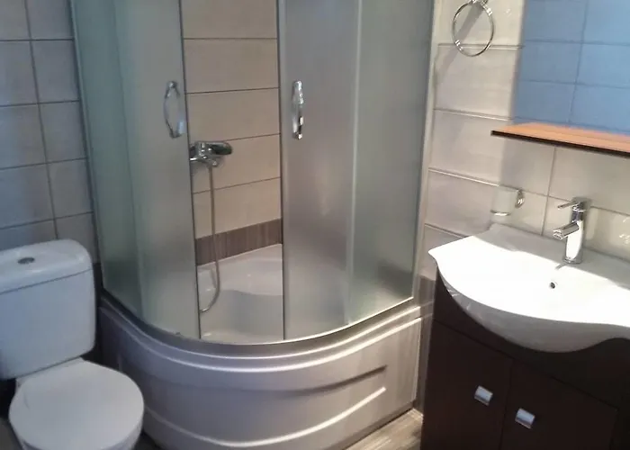 To Pithari * Skala Marion