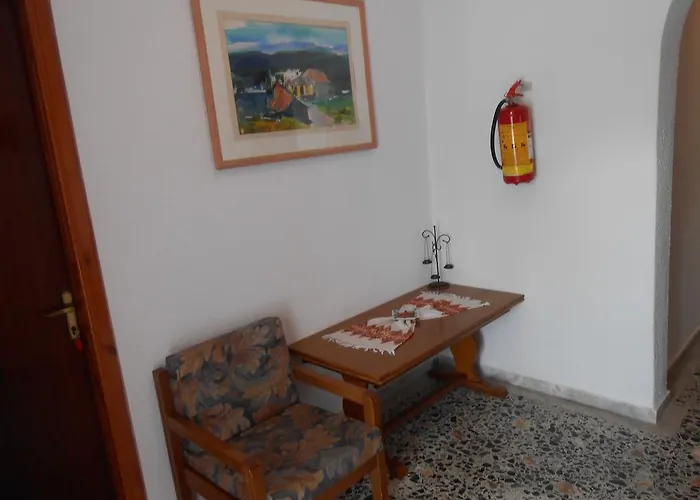 To Pithari Apartment *