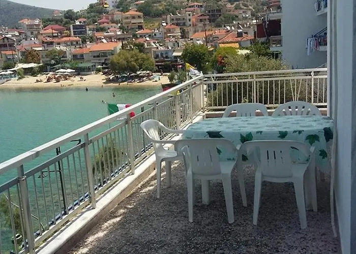 To Pithari * Skala Marion